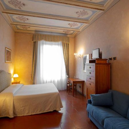 B&B Palazzo Al Torrione 2 San Gimignano Exterior photo