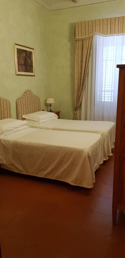 B&B Palazzo Al Torrione 2 San Gimignano Exterior photo