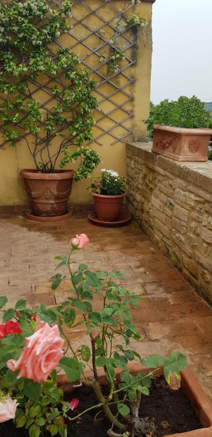 B&B Palazzo Al Torrione 2 San Gimignano Exterior photo