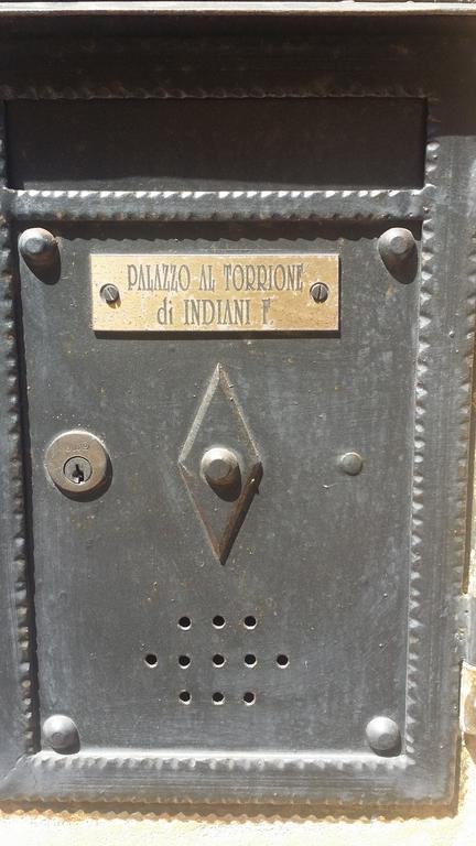 B&B Palazzo Al Torrione 2 San Gimignano Exterior photo